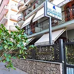Kalaskiso' فندق