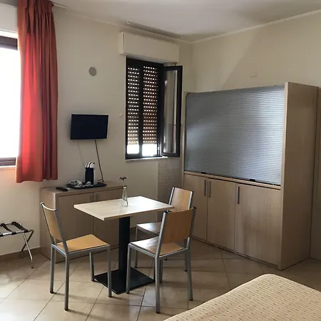 Hotel Kalaskiso' Giardini-Naxos